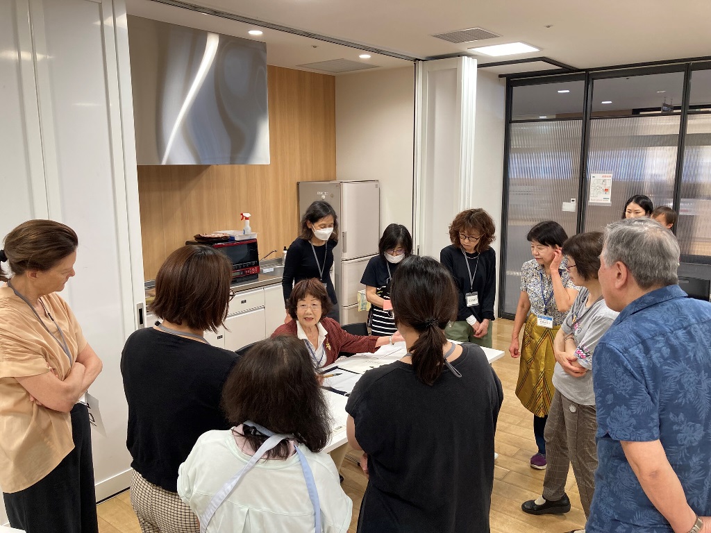 ②講師の筆遣いに注目！