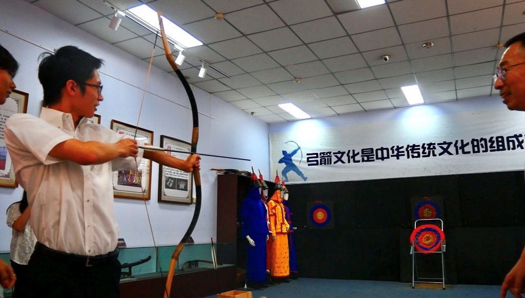 8月22日 「河北民族師範学院」弓矢