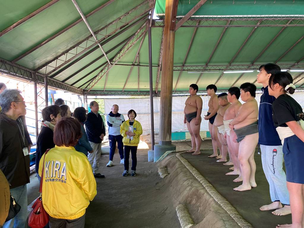 道場の子どもたちにインタビュー